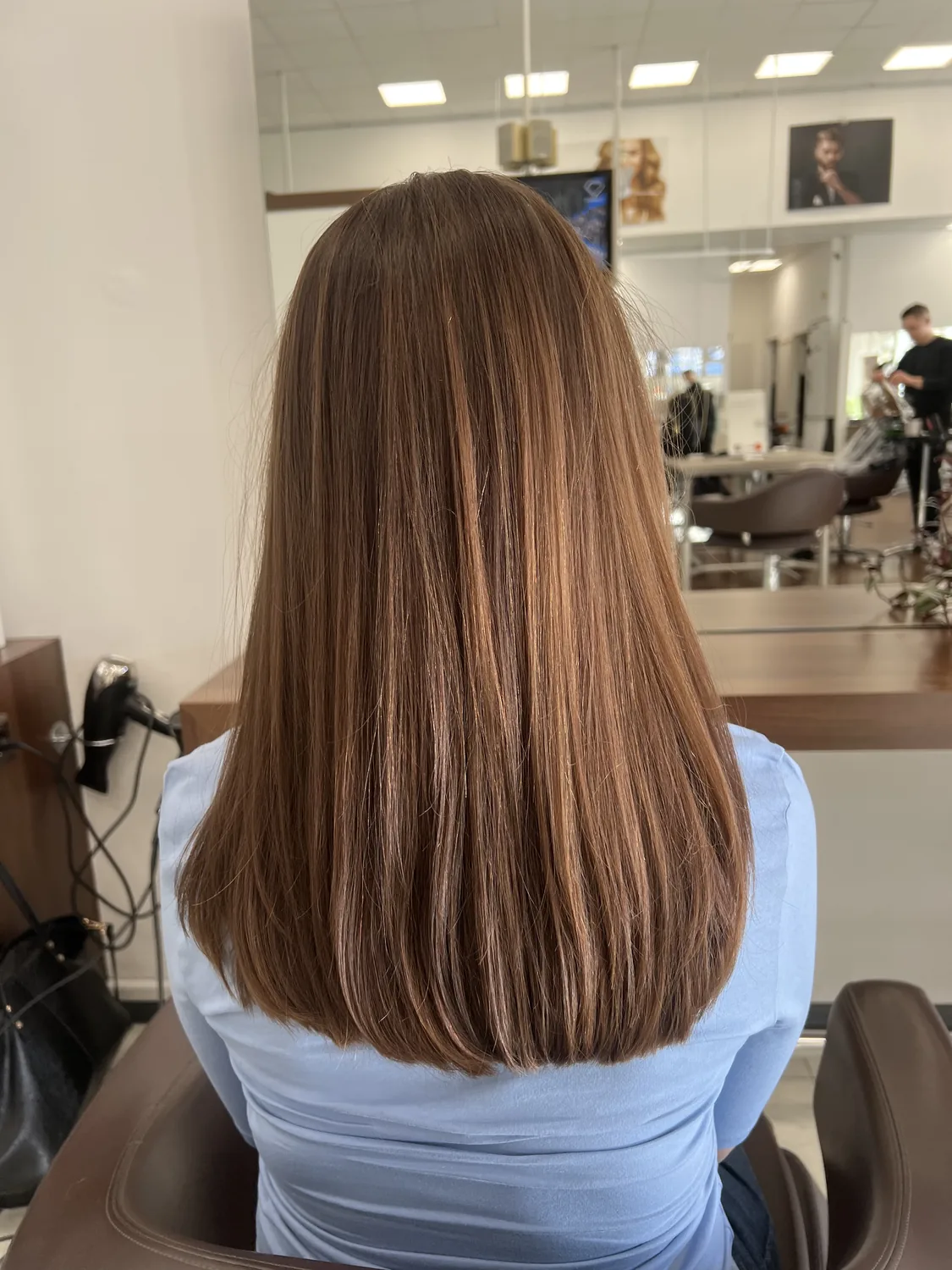 Glattes Haar nach der Behandlung